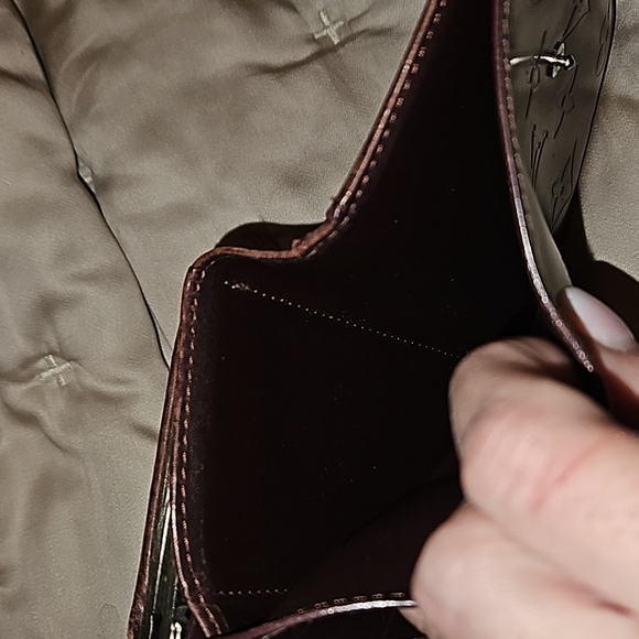 Louis Vuitton Vernis Kiss Lock Wallet Project Wallet ♥️ - Picture 16 of 17